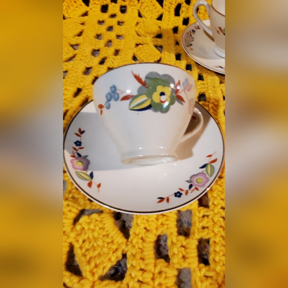 Two 1960s 1970s tea cups! Vintage
